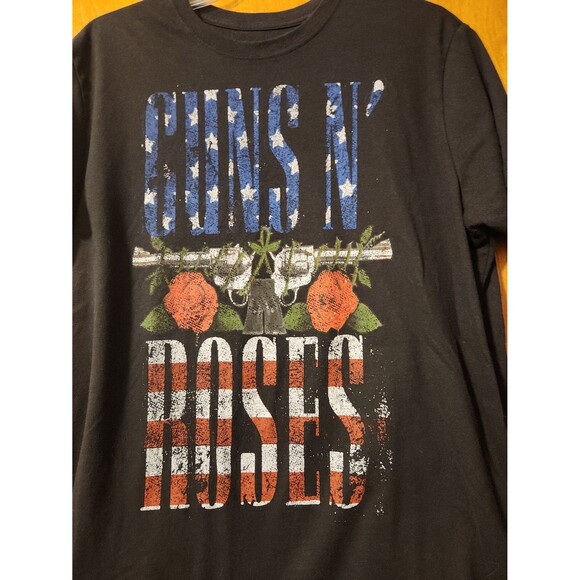 Guns N'  Roses Men's t-shirt - Picture 1 of 5